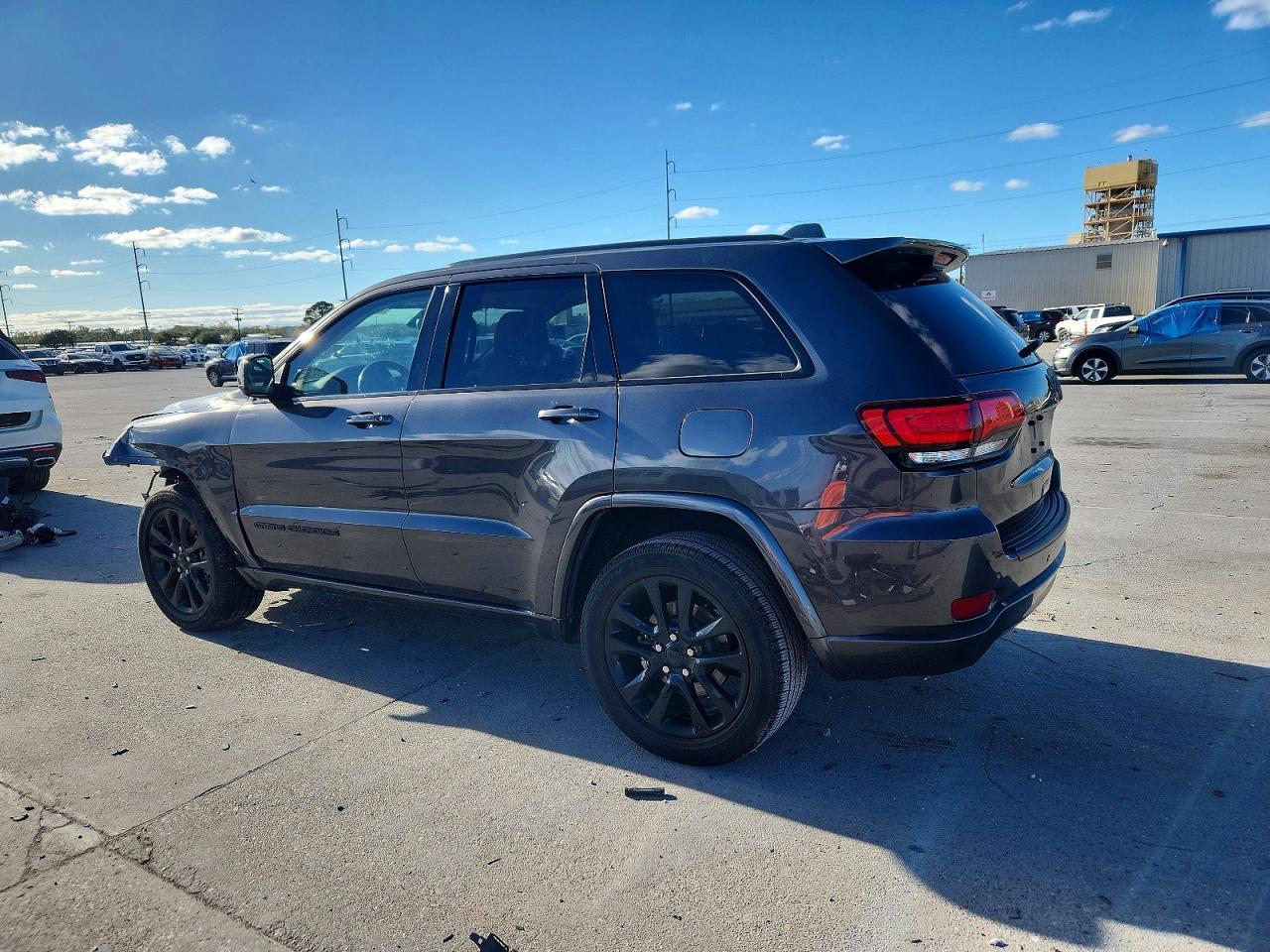 2021 Jeep Grand Cherokee Laredo - Image 2