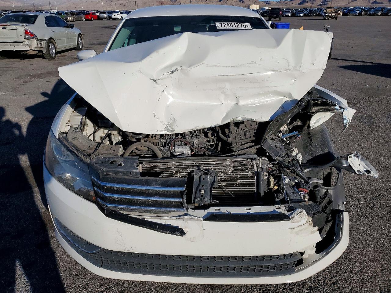 2015 Volkswagen Passat S - Image 5