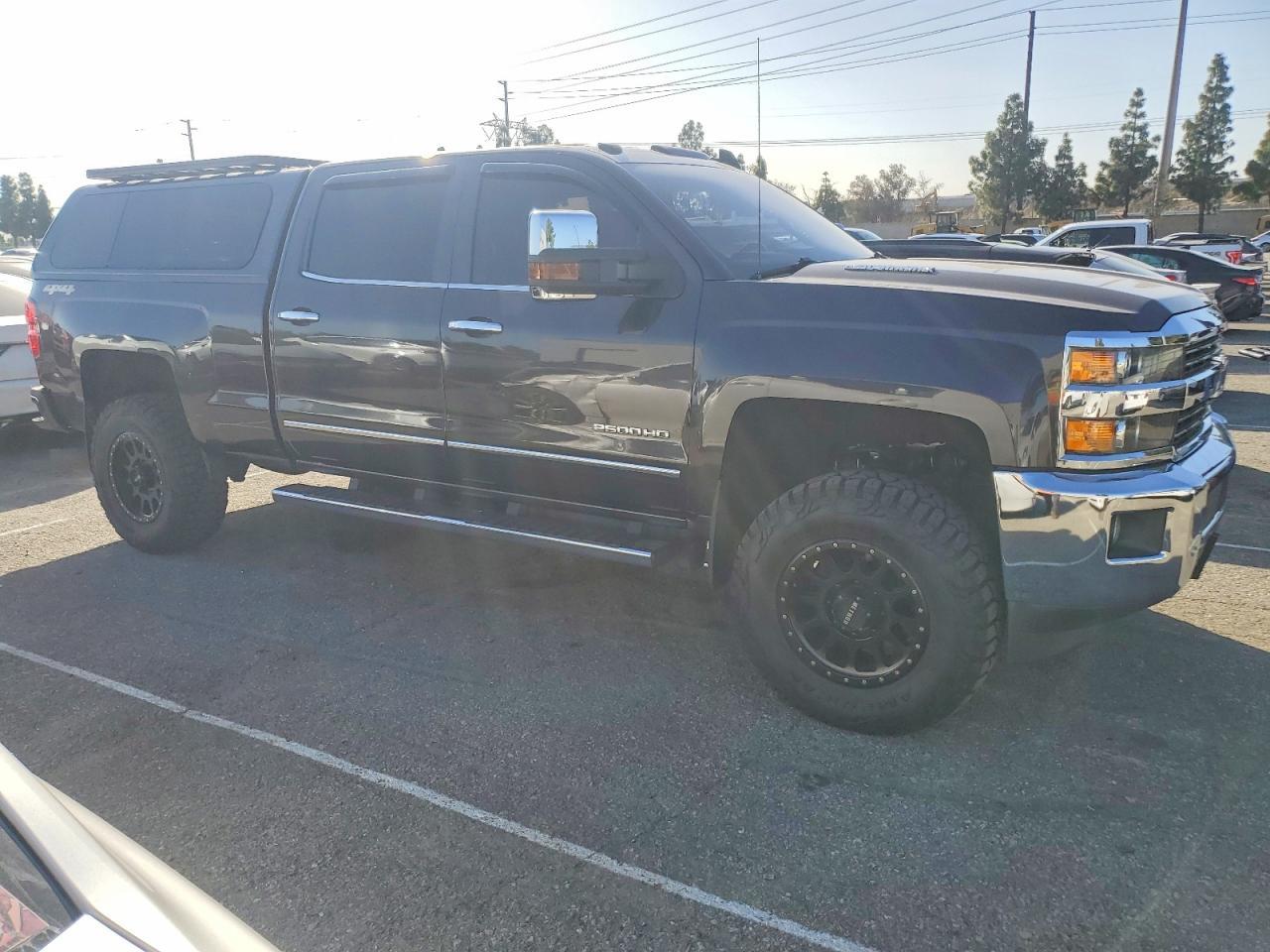 2016 Chevrolet Silverado K2500 Heavy Duty Ltz - Image 4