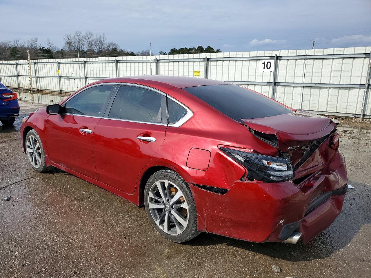 2017 Nissan Altima 2.5 - Фото 2