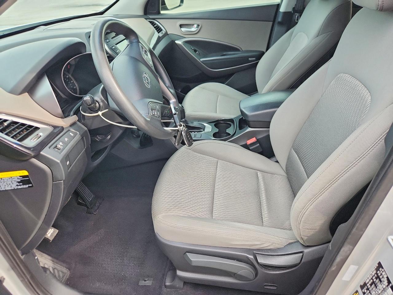 2013 Hyundai Santa Fe Sport 2.4L - Image 7