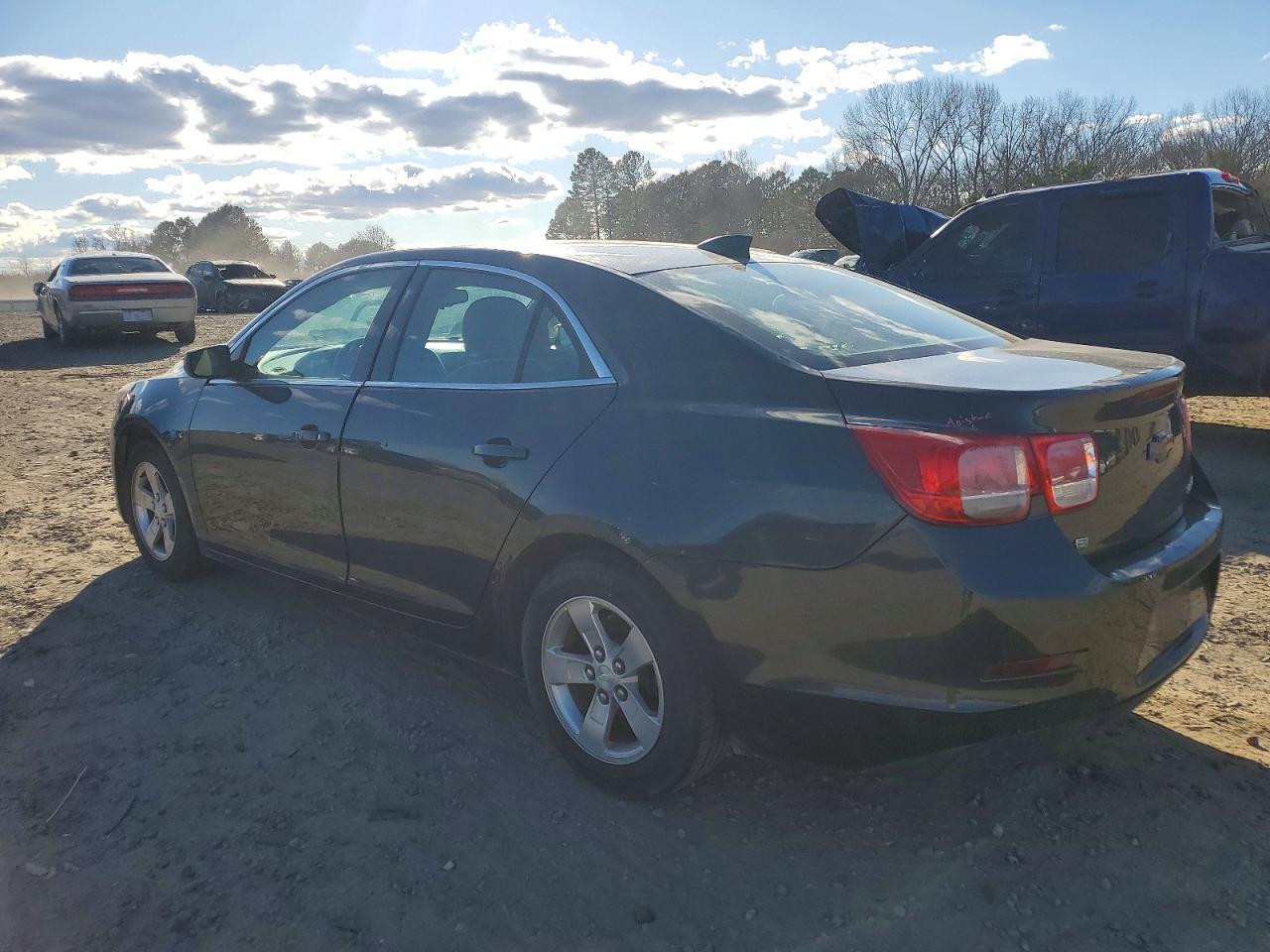 2015 Chevrolet Malibu Ls - Фото 2