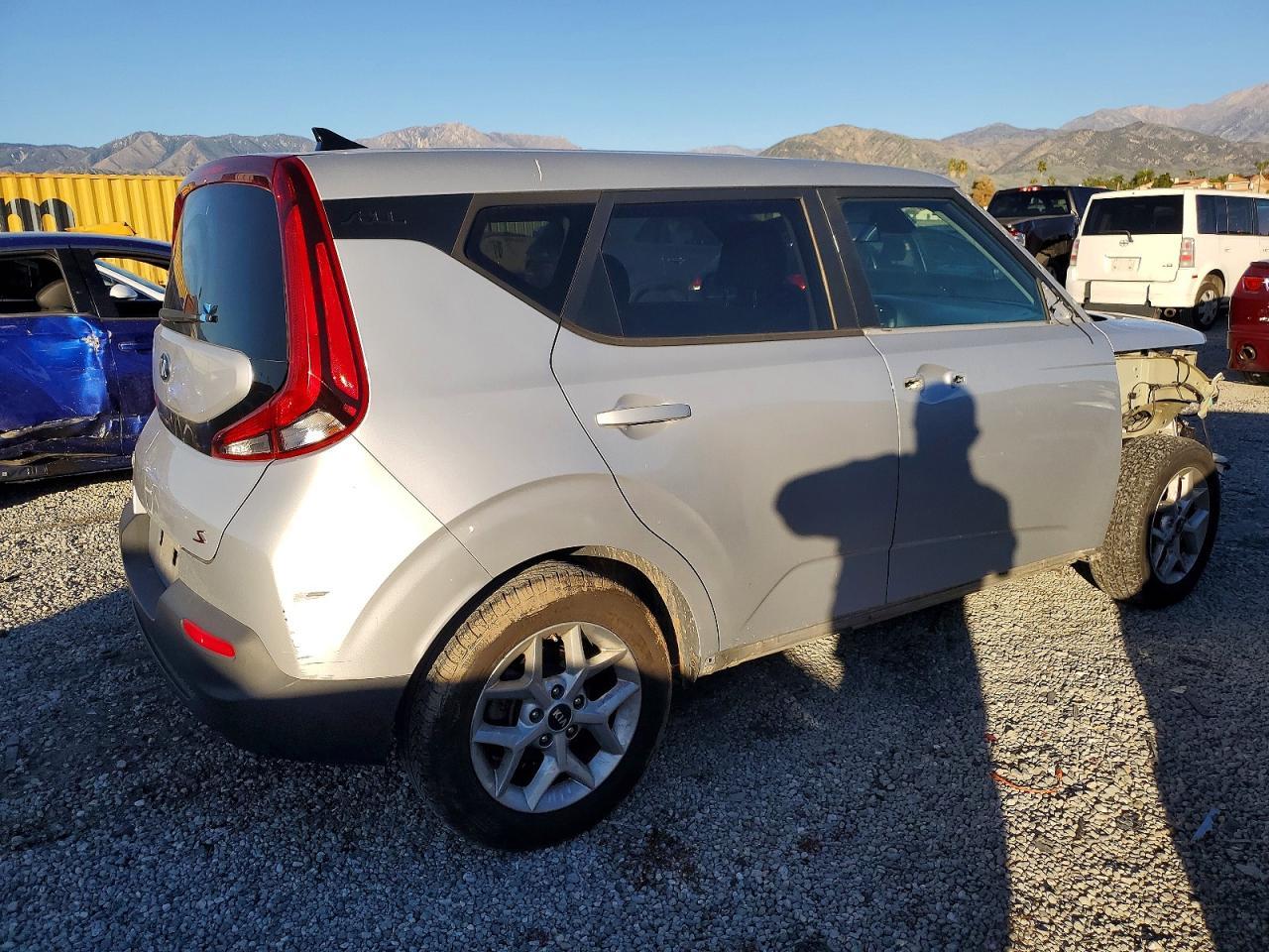 2020 Kia Soul Lx - Фото 3