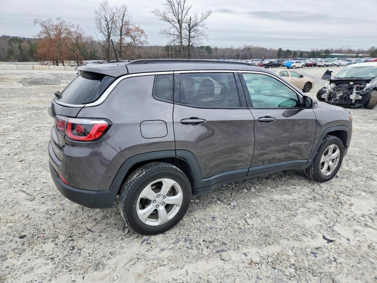 2019 Jeep Compass Latitude - Фото 3