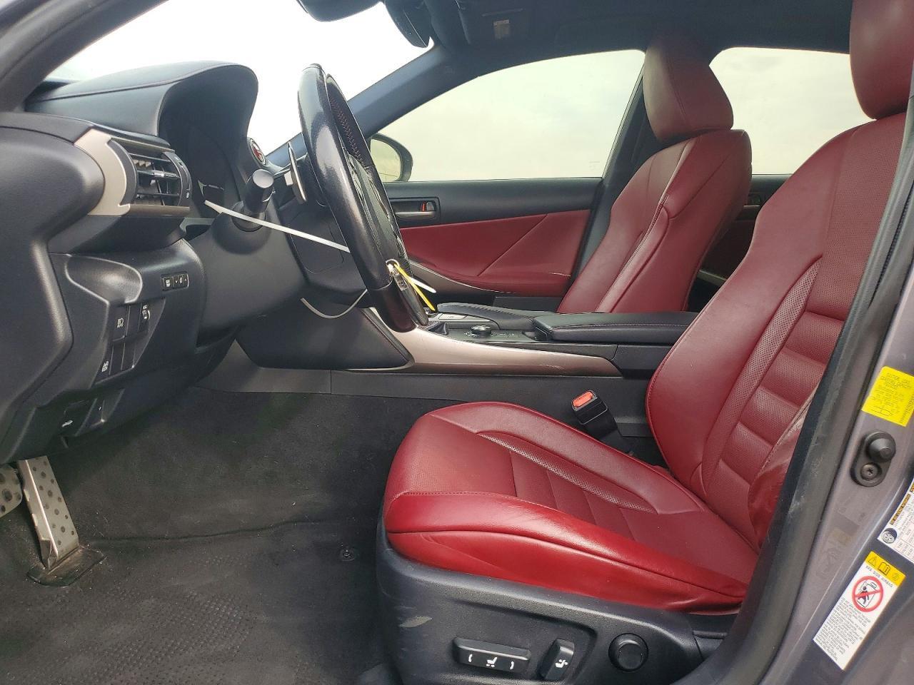 2017 Lexus Is 200T - Image 7