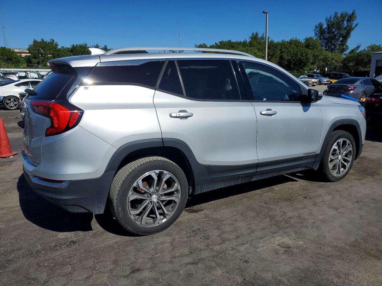 2019 GMC Terrain Slt - Фото 3