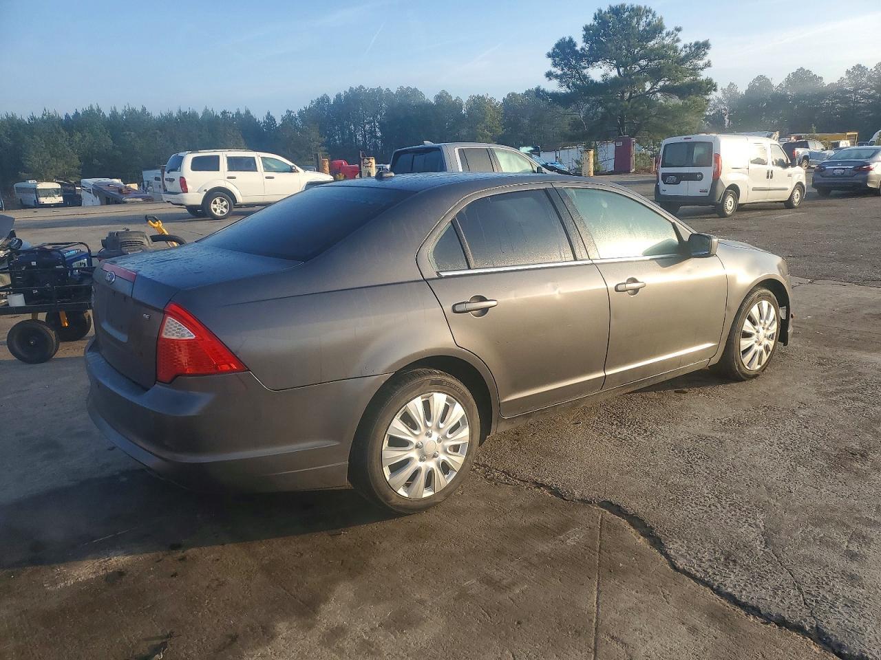 2011 Ford Fusion Se - Фото 3