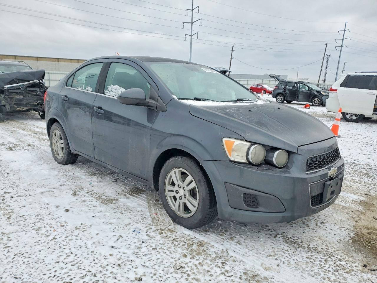 2013 Chevrolet Sonic Lt - Фото 4