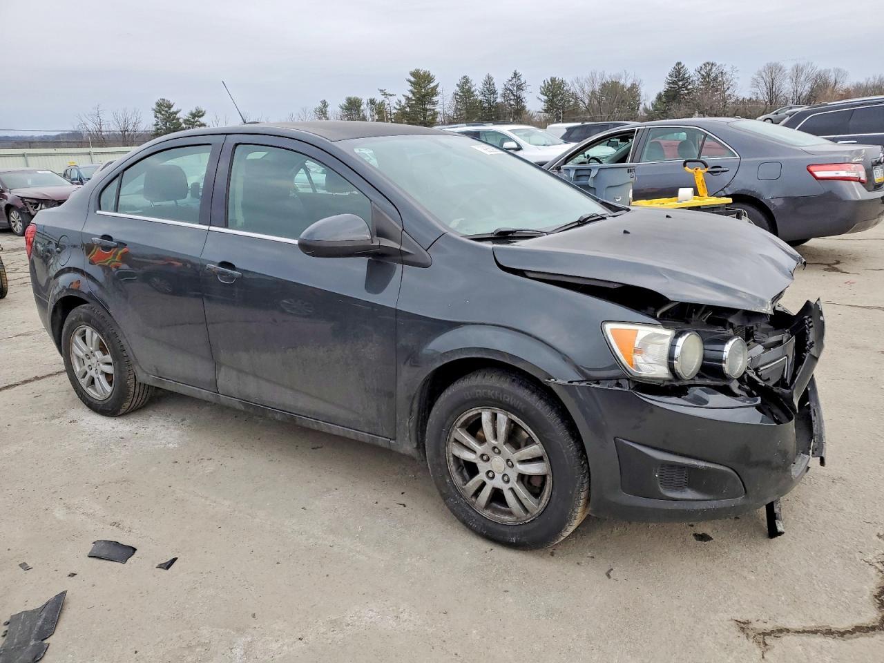 2015 Chevrolet Sonic Lt - Image 4
