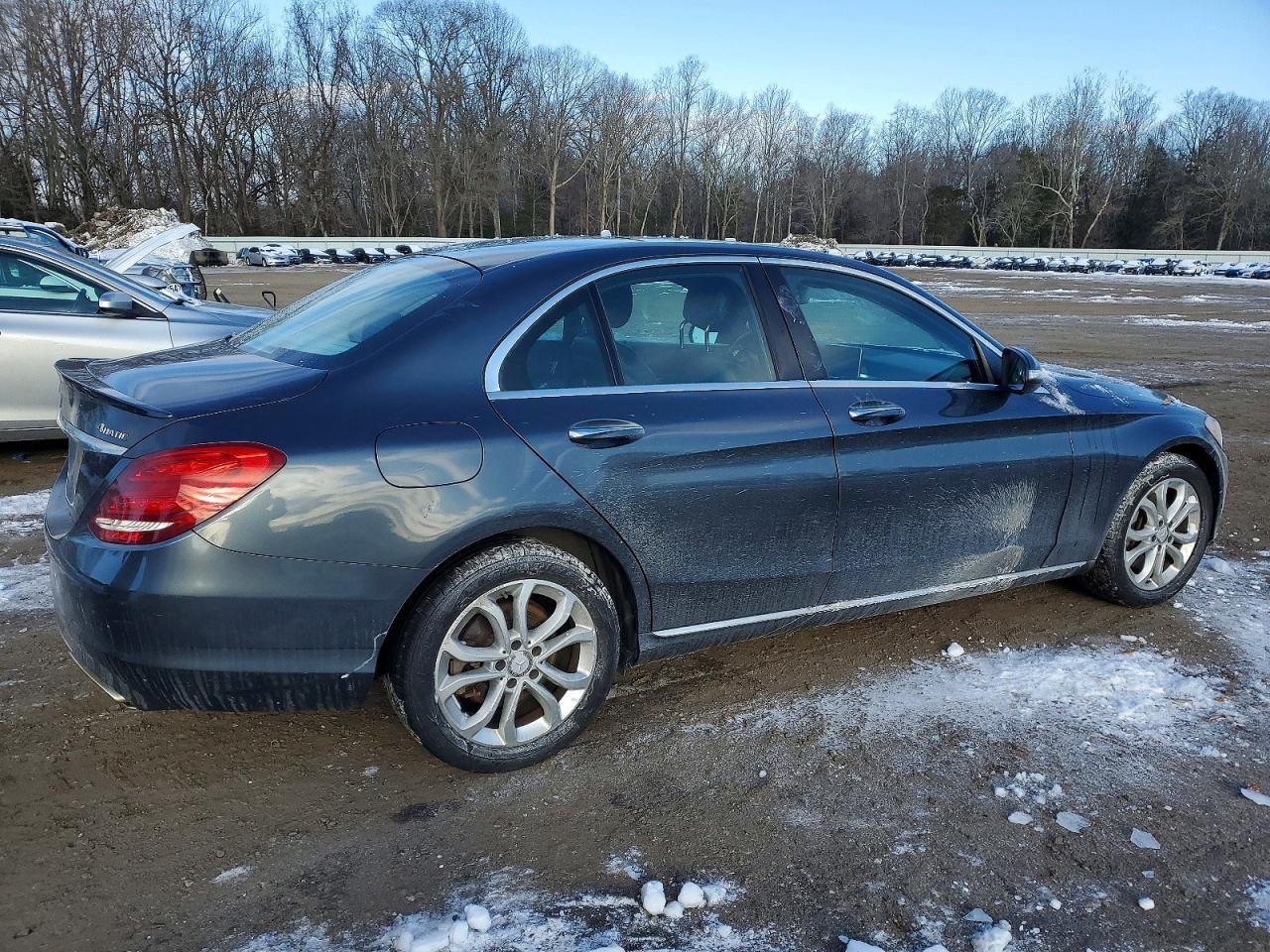 2015 Mercedes Benz C 300 4Matic - Фото 3