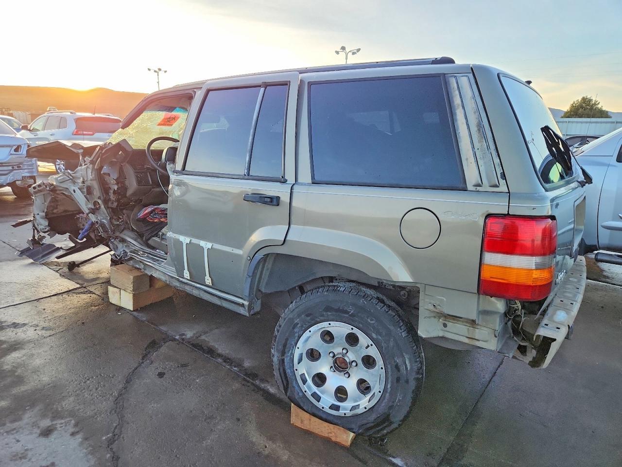 1995 Jeep Grand Cherokee Laredo - Фото 2