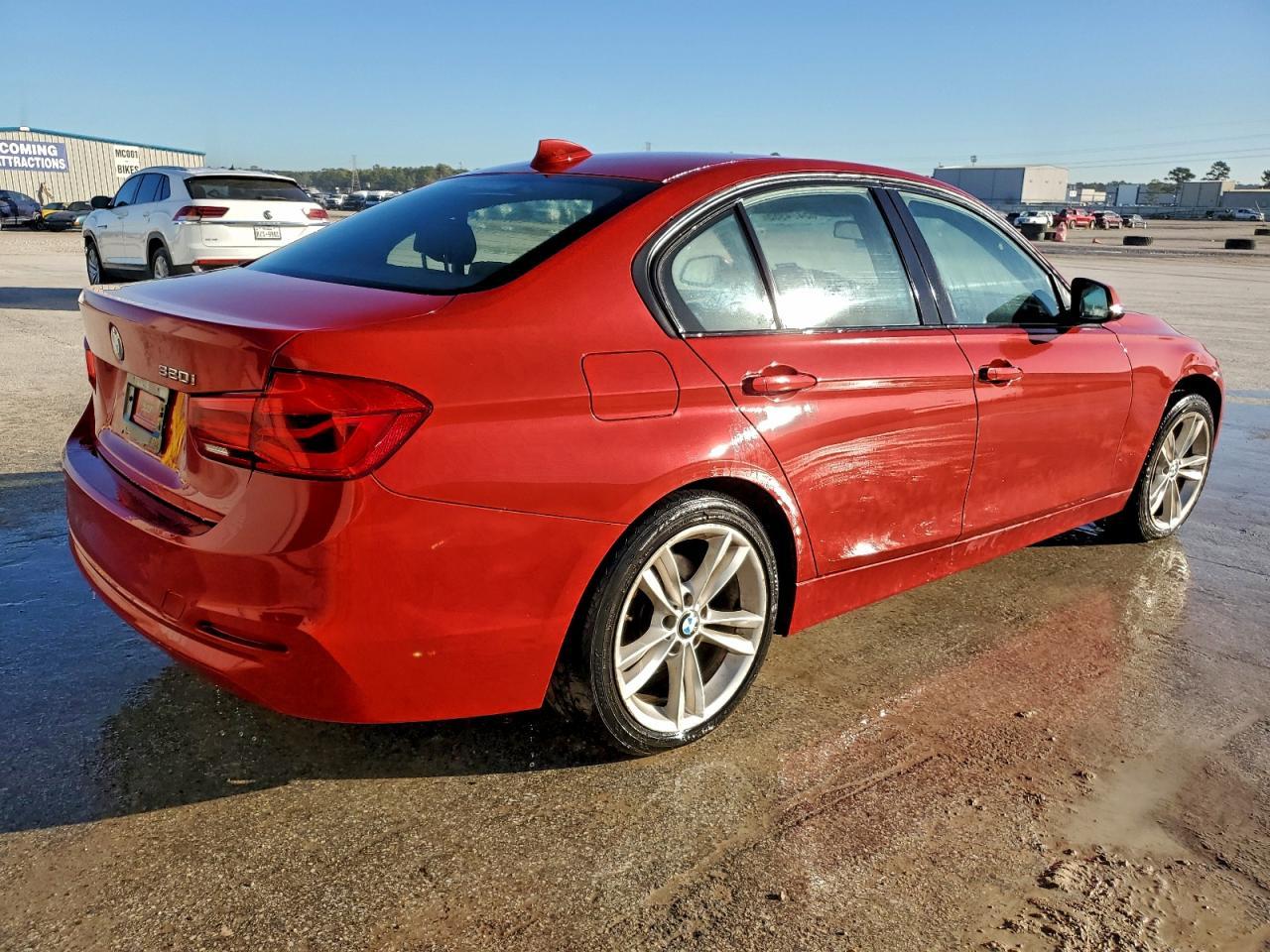 2016 BMW 320 I - Фото 3