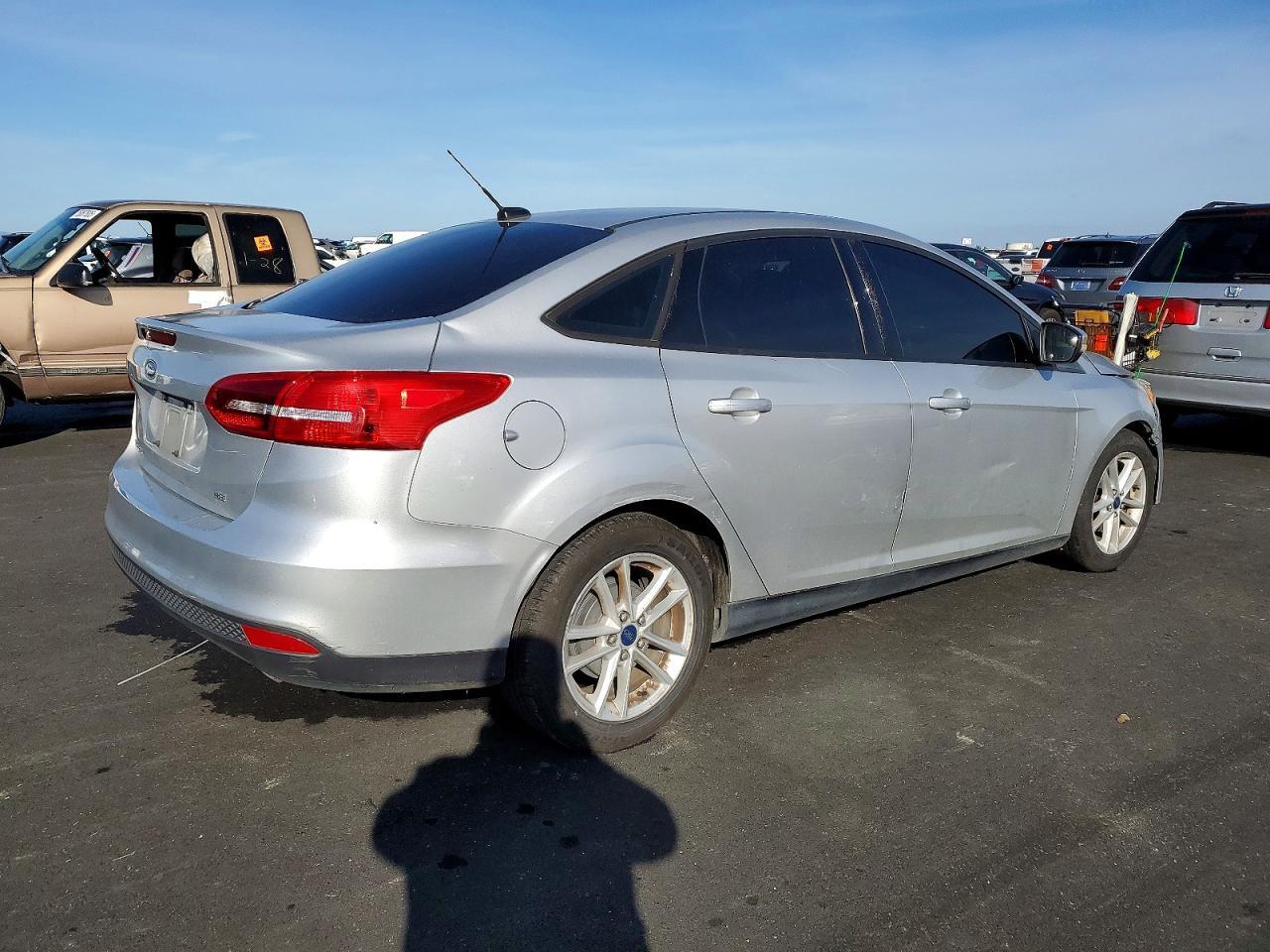 2015 Ford Focus Se - Фото 3