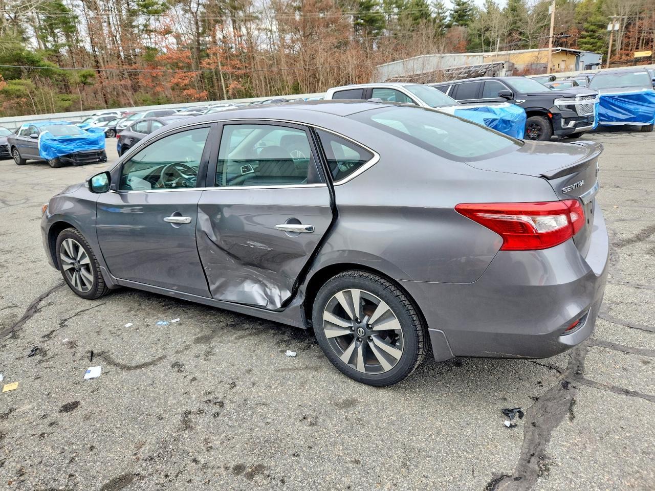2016 Nissan Sentra S - Фото 2