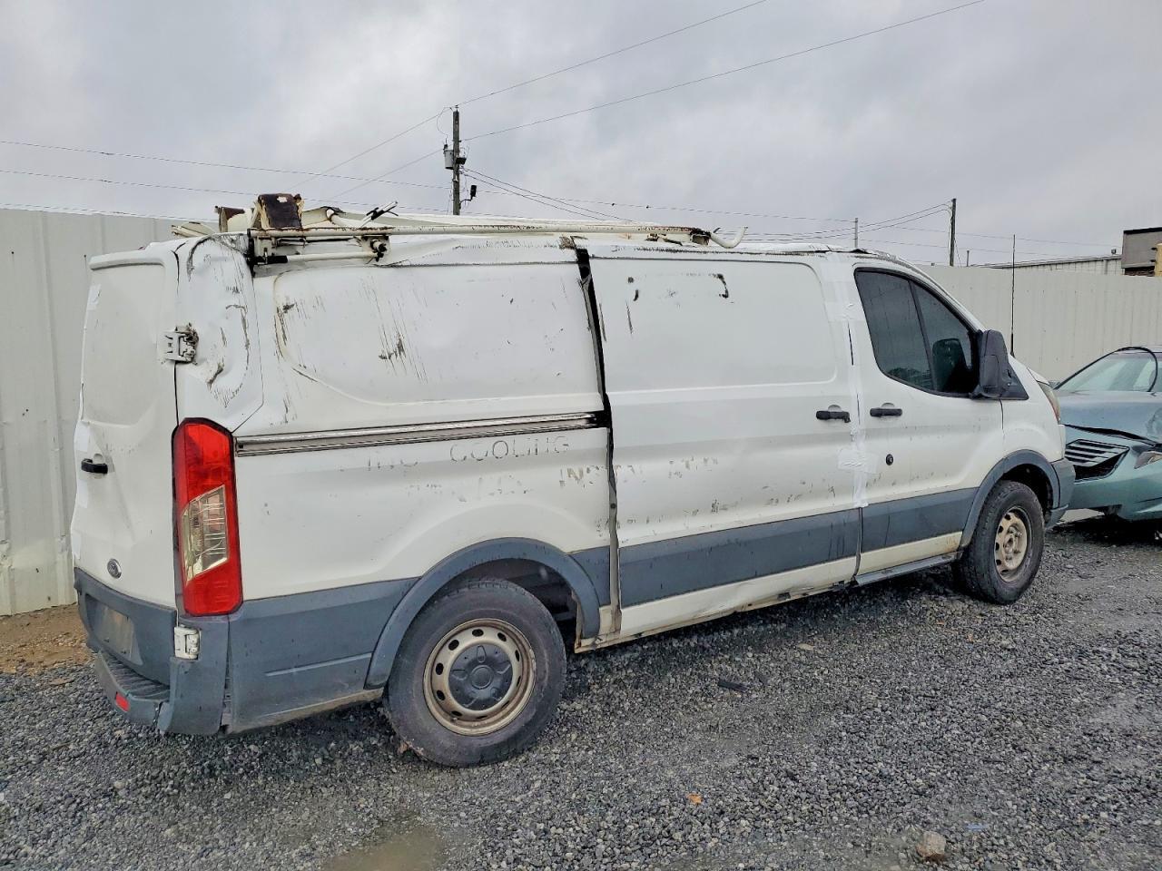 2017 Ford Transit T-150 - Фото 3