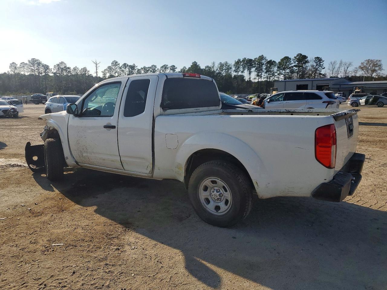 2016 Nissan Frontier S - Image 2