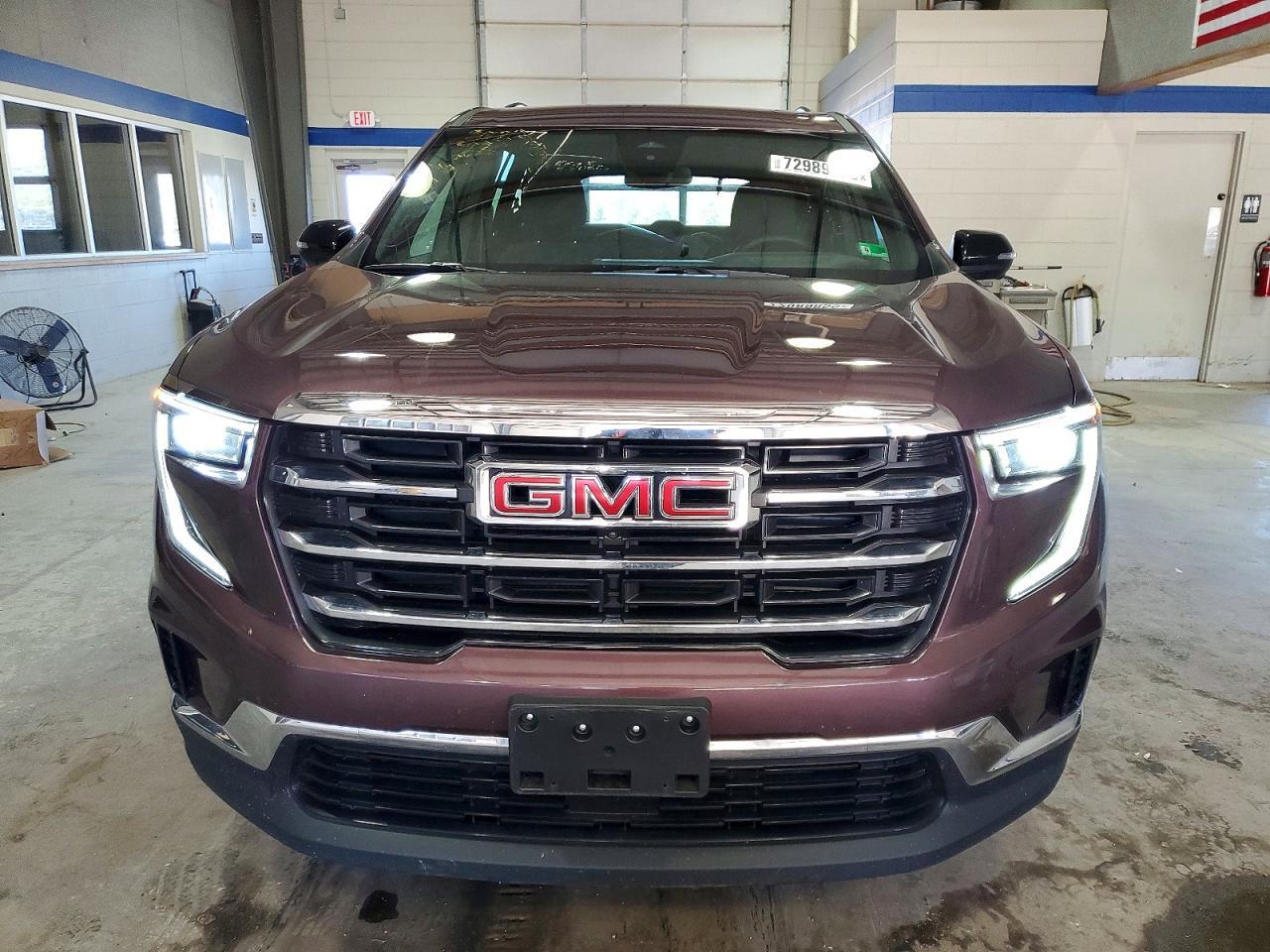 2025 GMC Acadia Elevation - Image 5