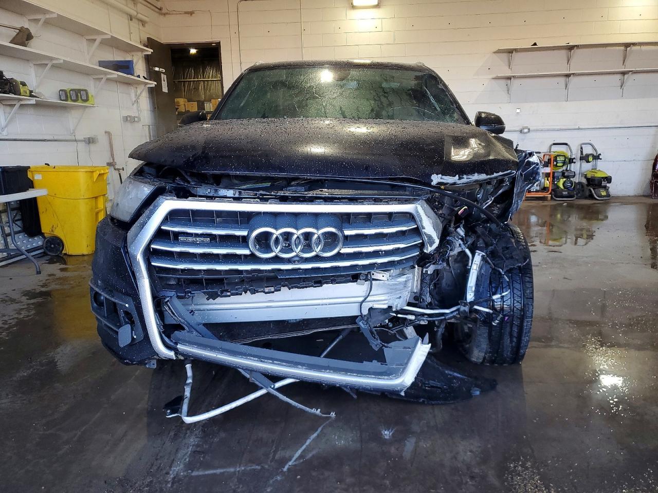 2018 Audi Q7 Premium Plus - Image 5