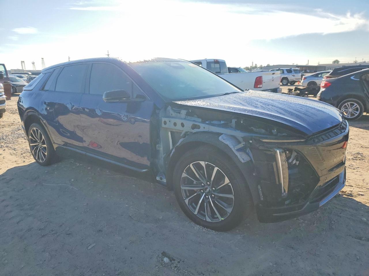 2024 Cadillac Lyriq Sport - Фото 4