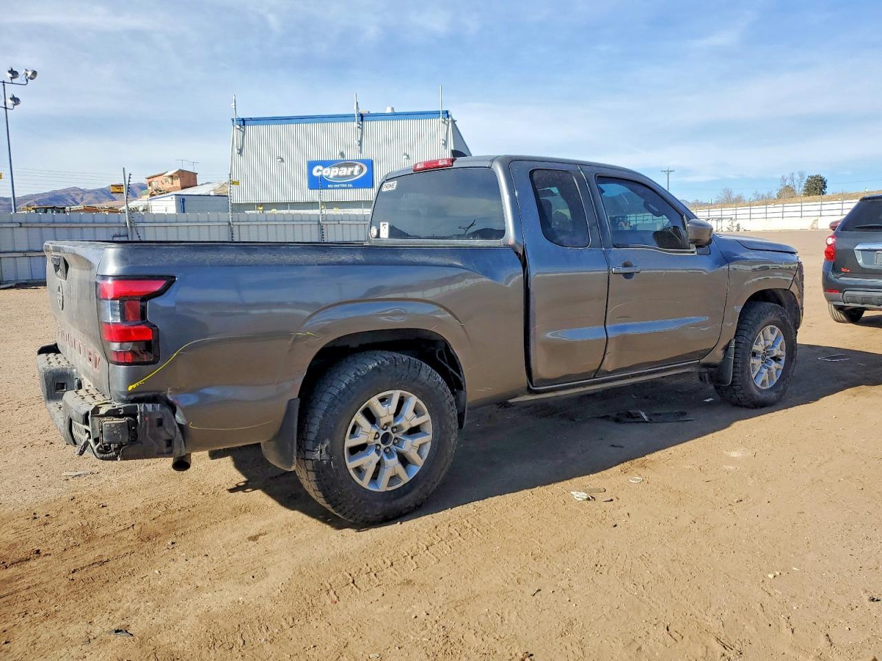 2022 Nissan Frontier S - Фото 3