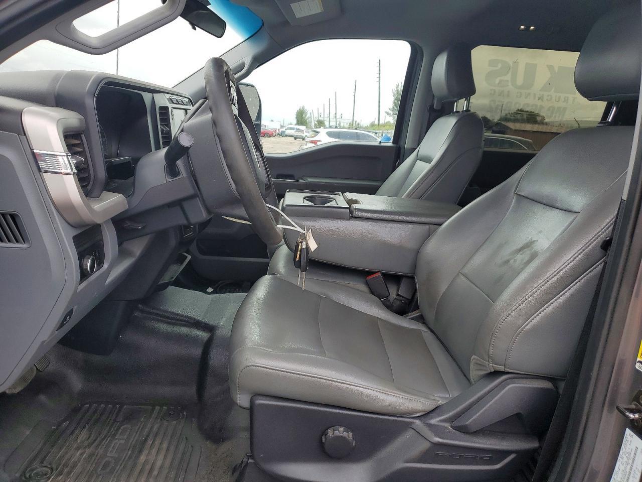 2024 Ford F350 Super Duty - Фото 7