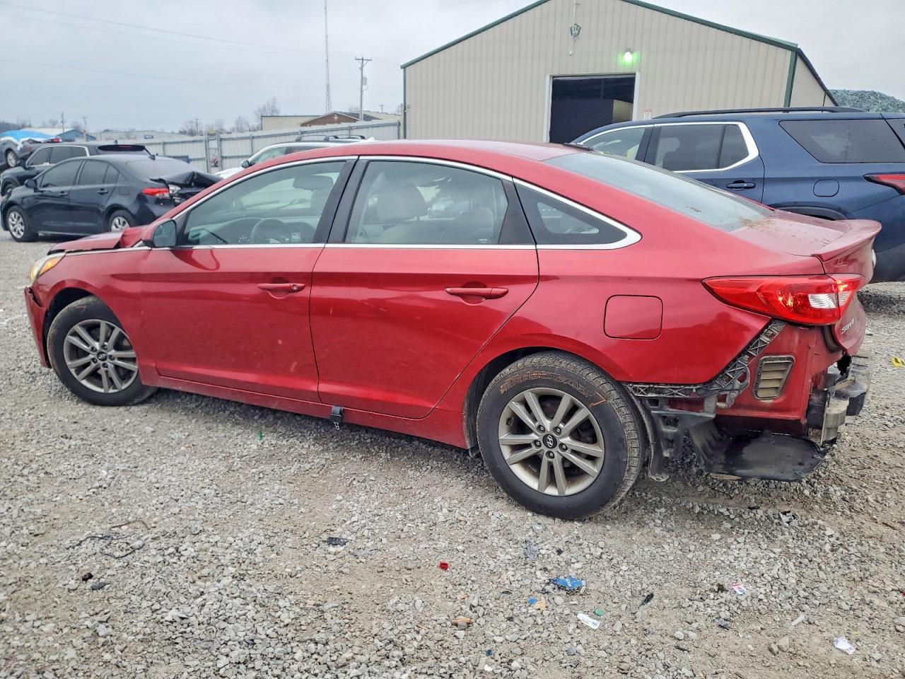 2017 Hyundai Sonata Se - Image 2