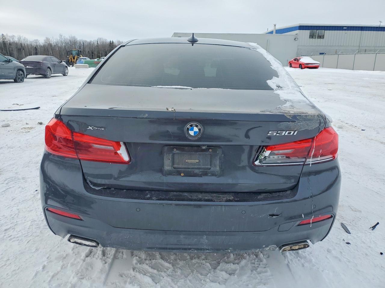 2017 BMW 530 Xi - Image 6