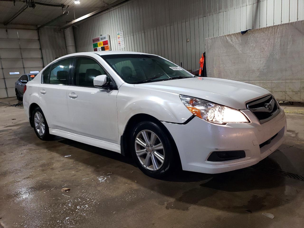 2012 Subaru Legacy 2.5I Premium - Image 4
