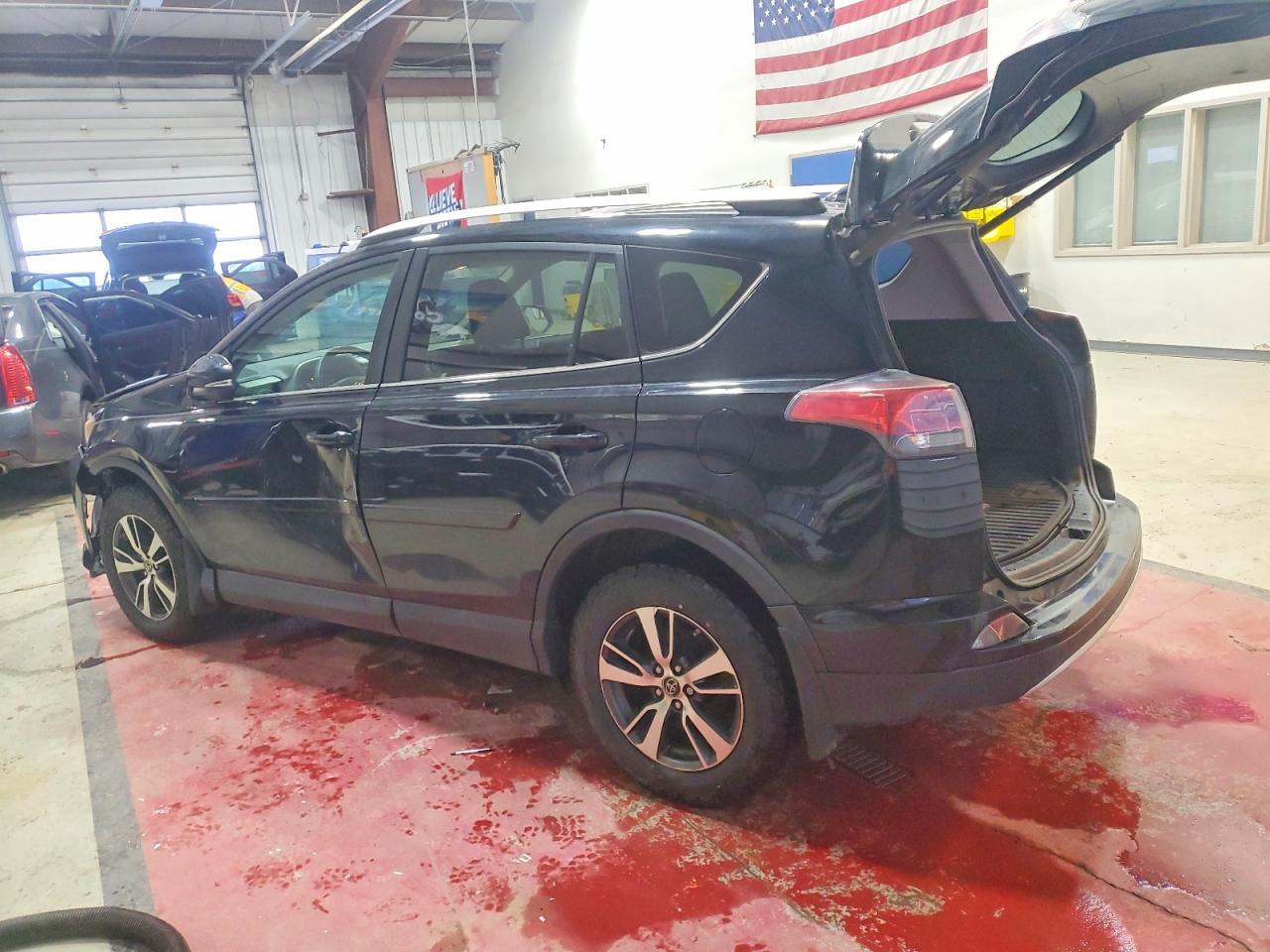2016 Toyota Rav4 Xle - Image 2