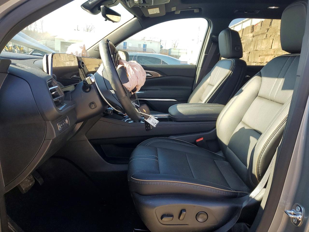 2025 Chevrolet Traverse High Country - Фото 7