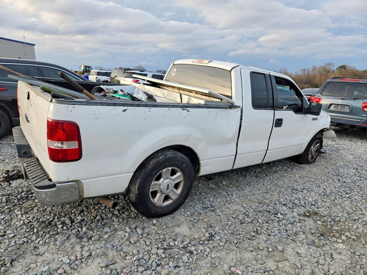 2004 Ford F150 - Фото 3