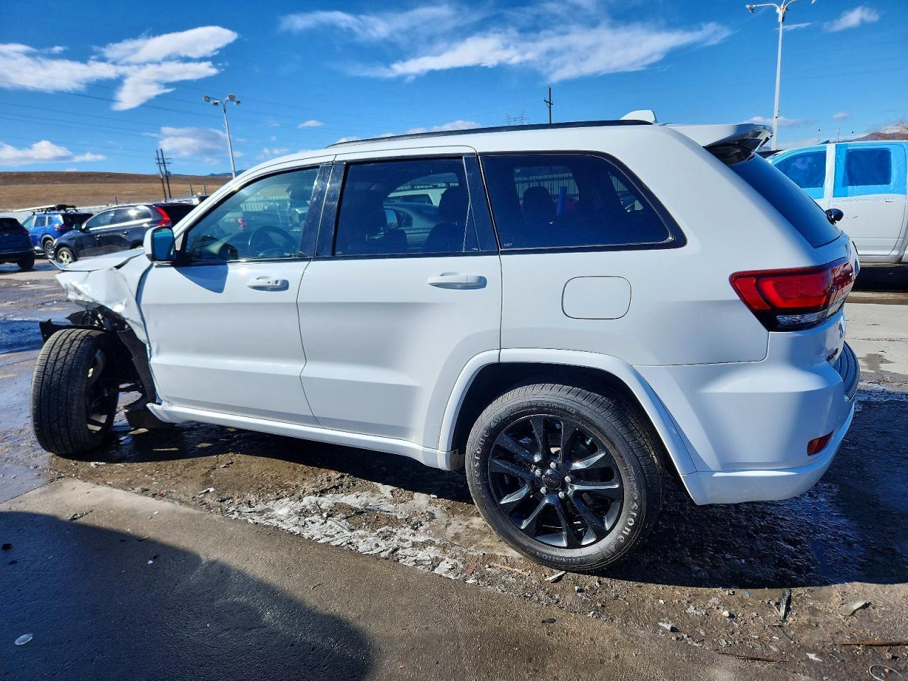 2021 Jeep Grand Cherokee Laredo - Image 2