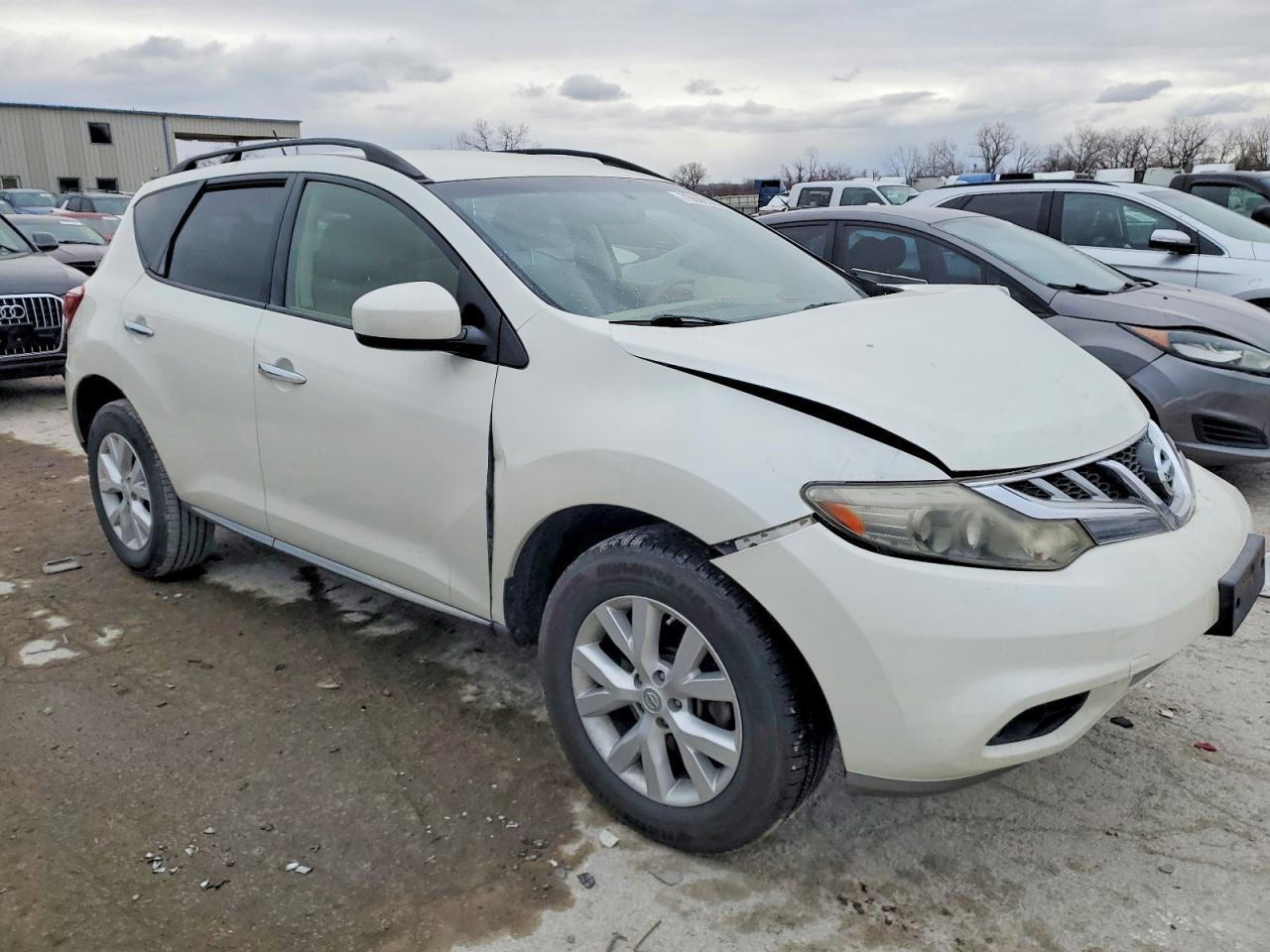 2013 Nissan Murano S - Фото 4