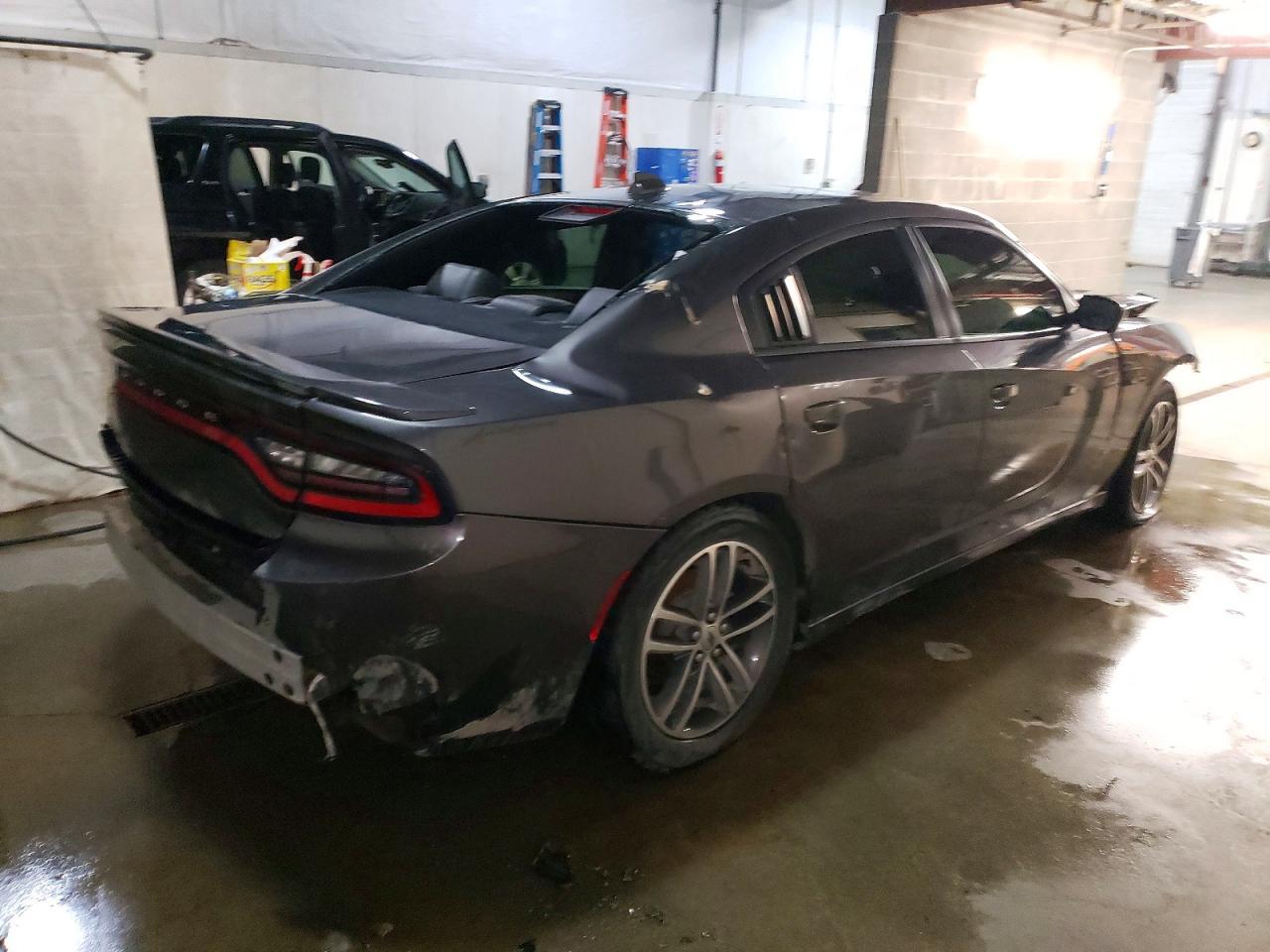 2019 Dodge Charger Sxt - Image 3