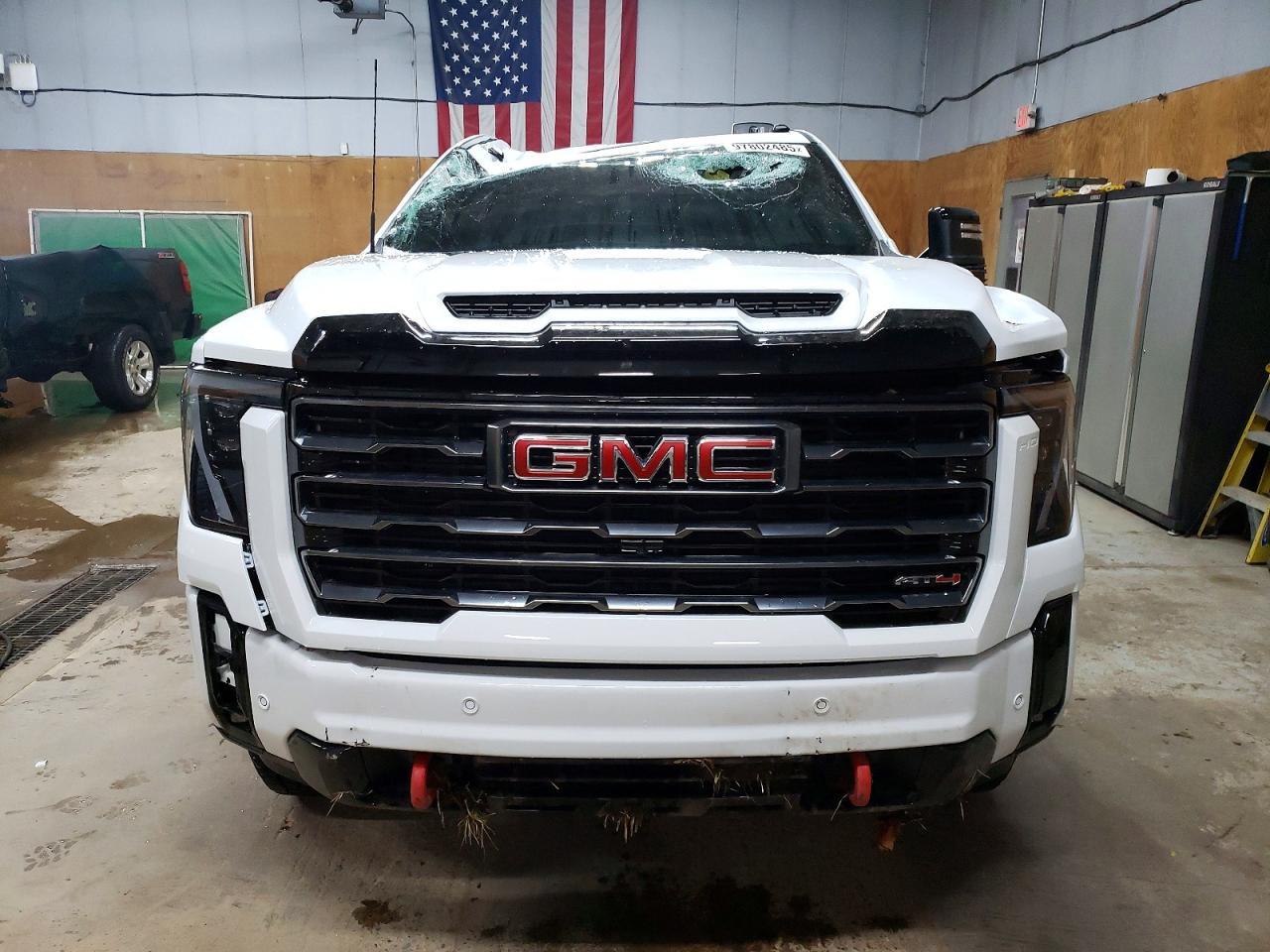 2026 GMC Sierra K2500 At4 - Фото 5