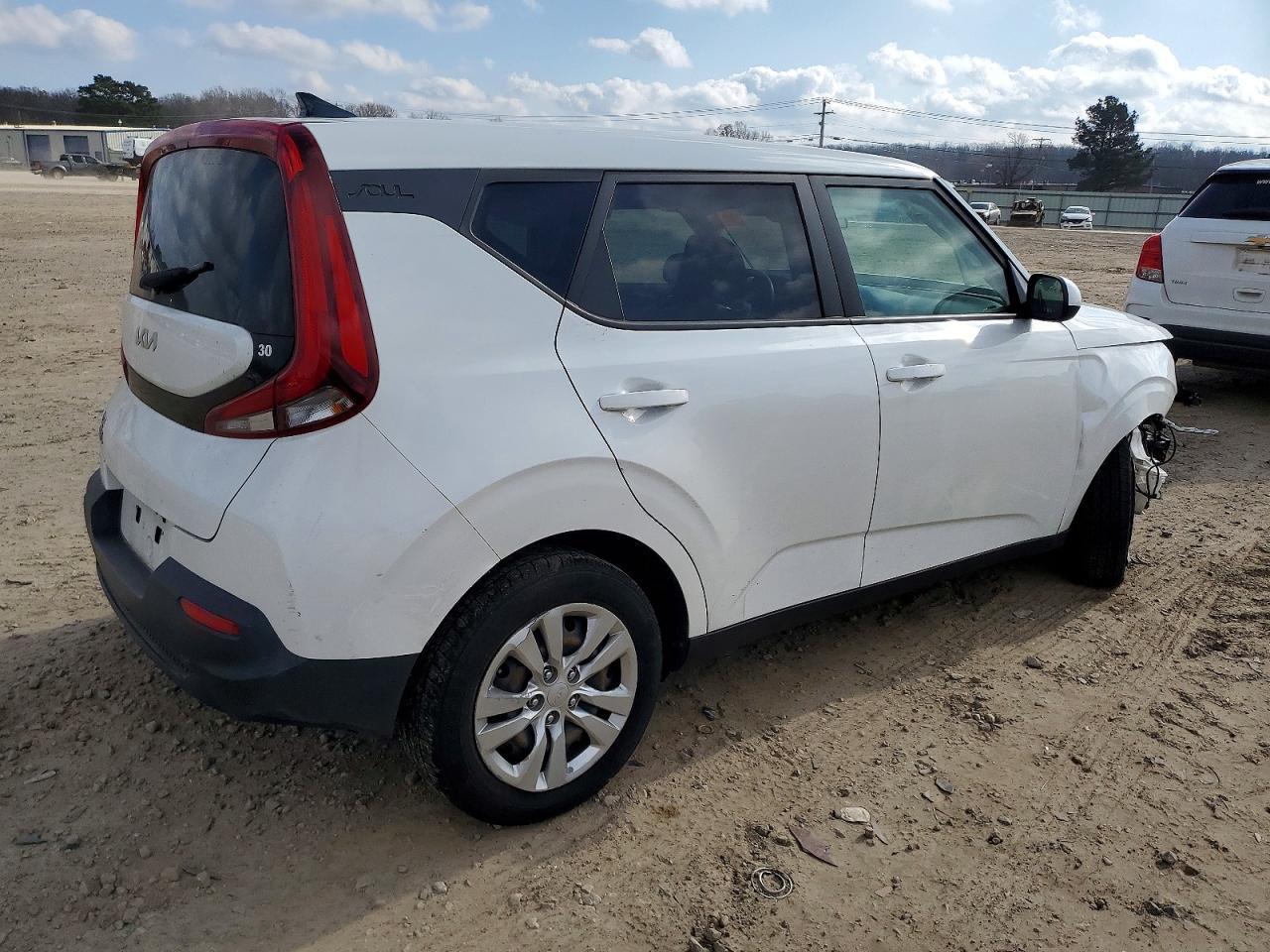 2022 Kia Soul Lx - Фото 3