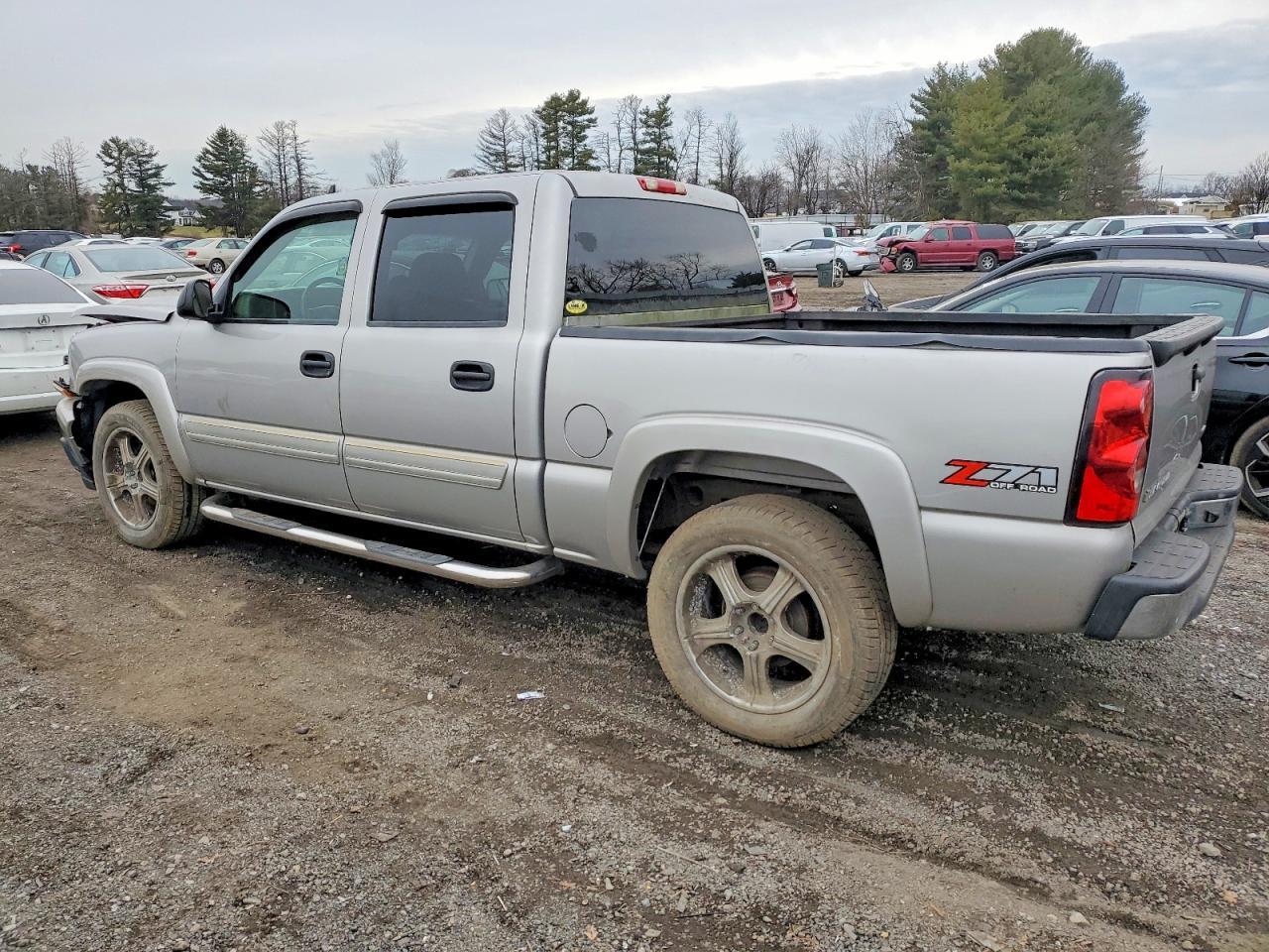 2006 Chevrolet Silverado K1500 - Image 2