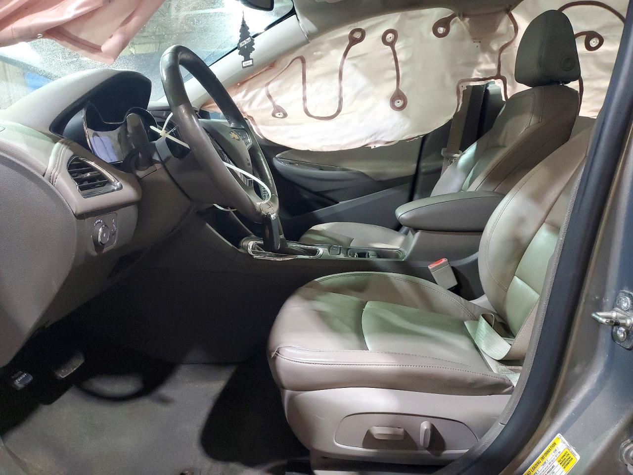 2018 Chevrolet Cruze Premier - Image 7