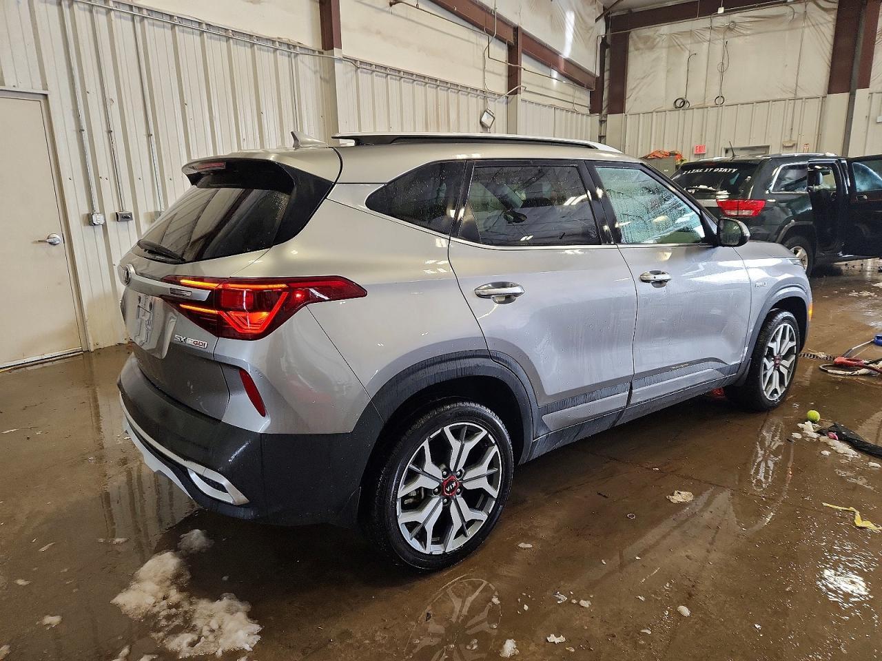2021 Kia Seltos Sx - Фото 3