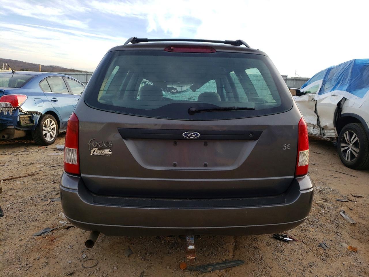 2002 Ford Focus Se - Image 6