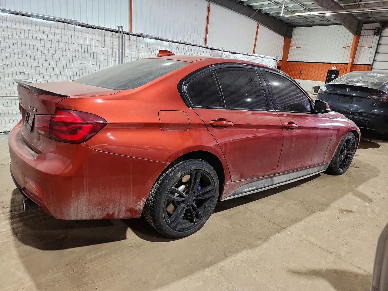 2018 BMW 340 Xi - Image 3