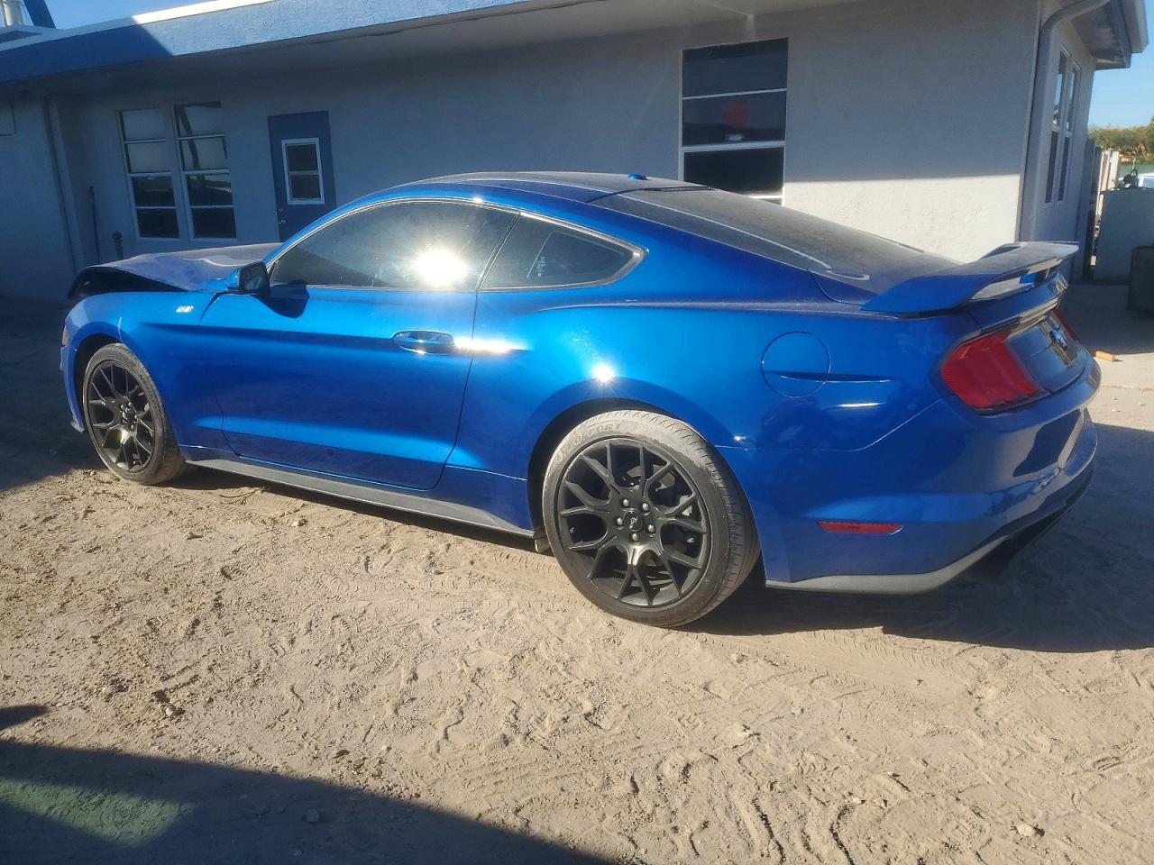2018 Ford Mustang - Image 2