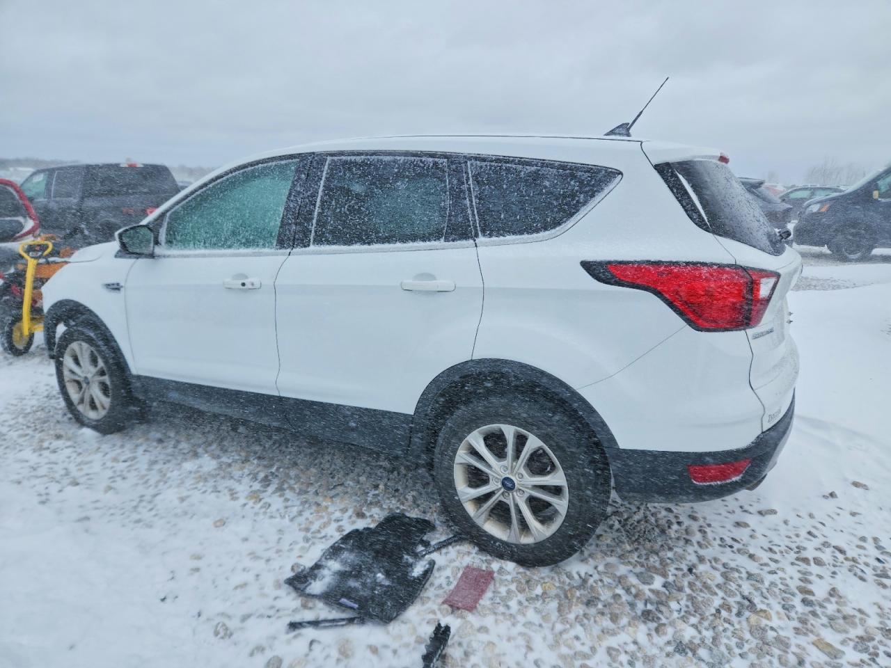 2019 Ford Escape Se - Image 2