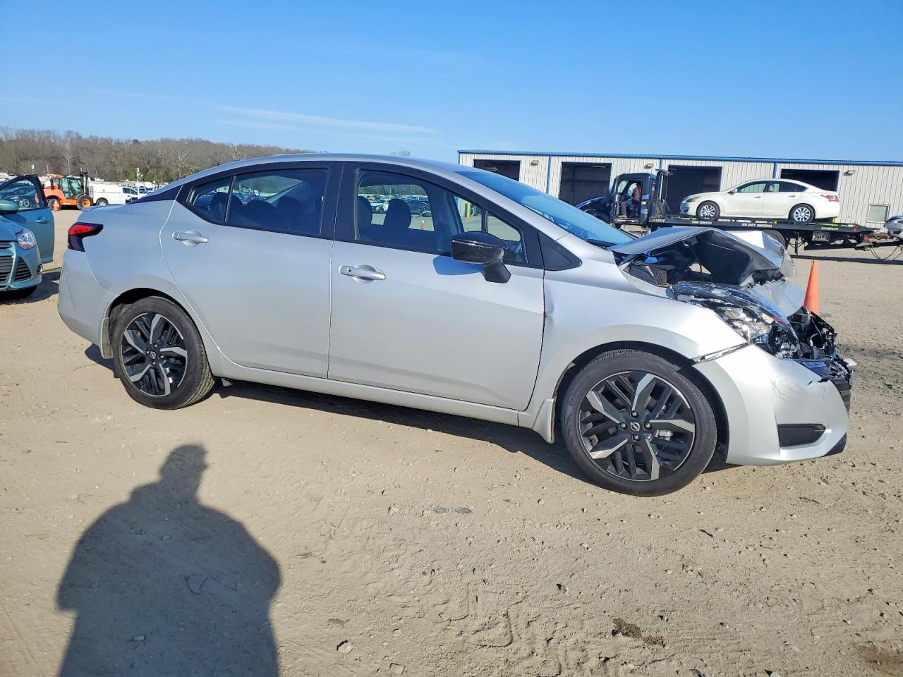 2025 Nissan Versa Sr - Фото 4
