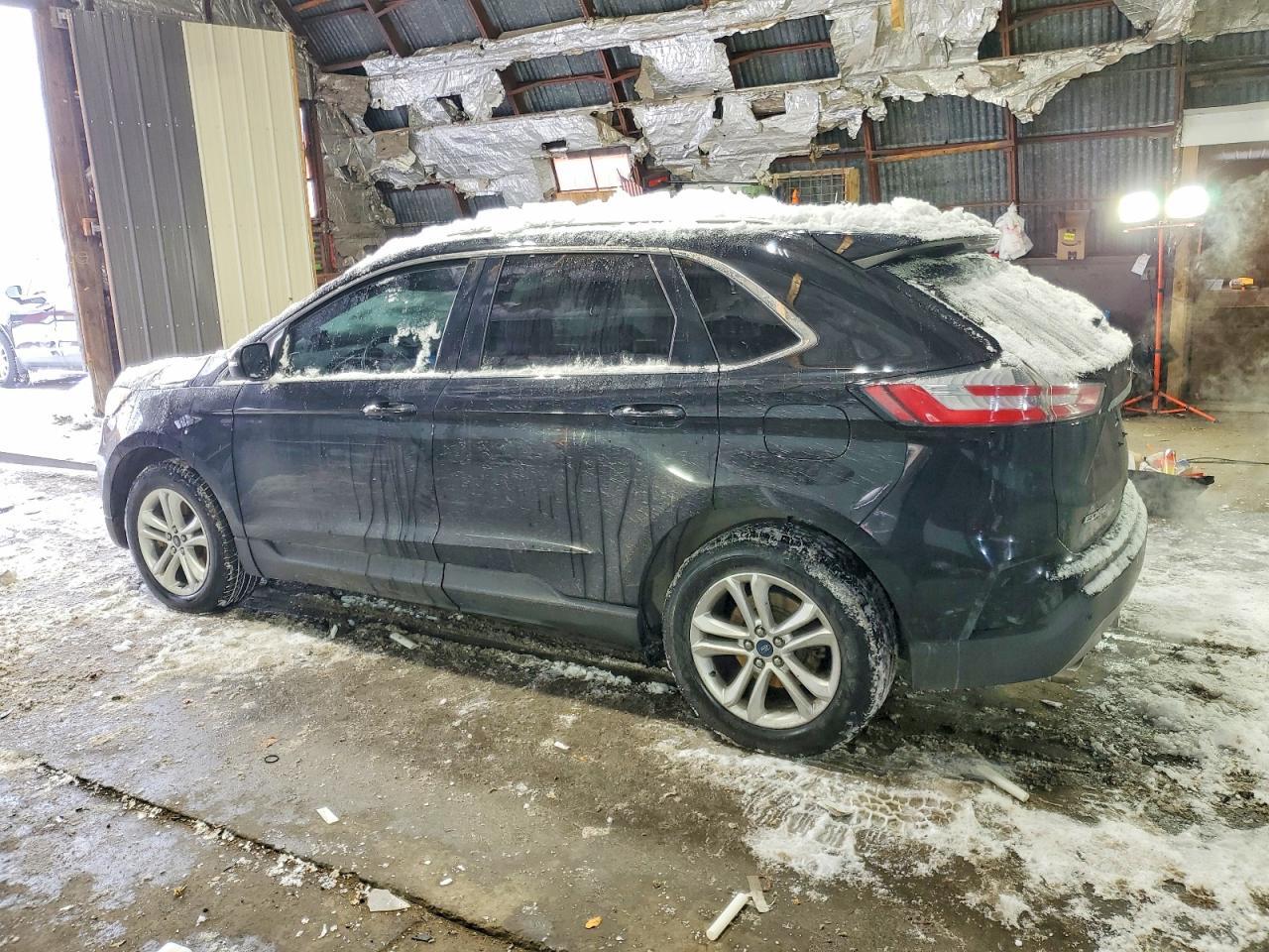 2019 Ford Edge Sel - Image 2