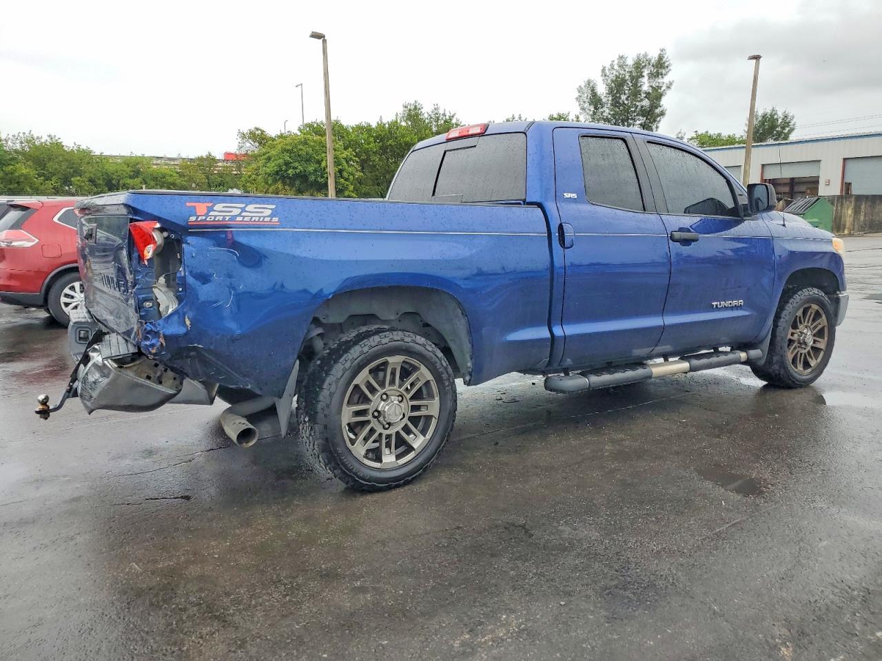2015 Toyota Tundra Double Cab Sr - Фото 3