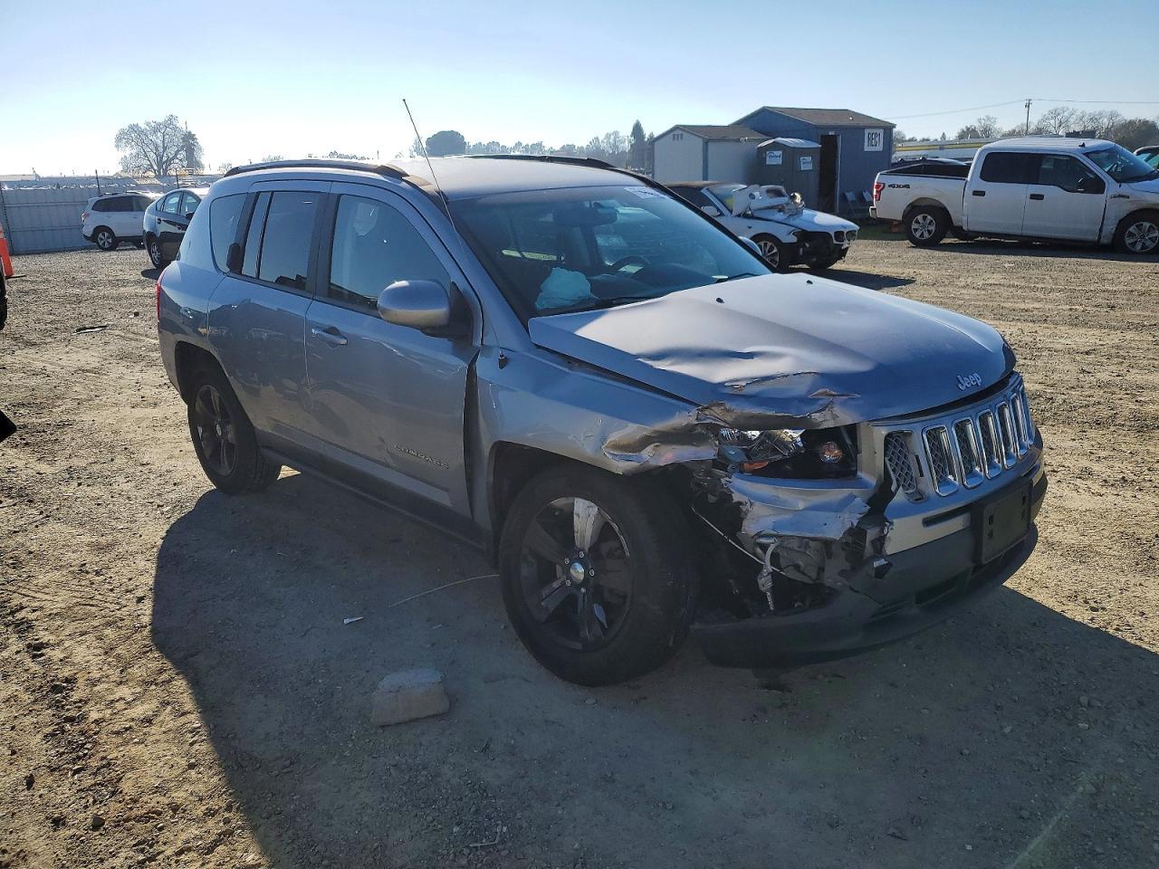 2017 Jeep Compass Latitude - Фото 4