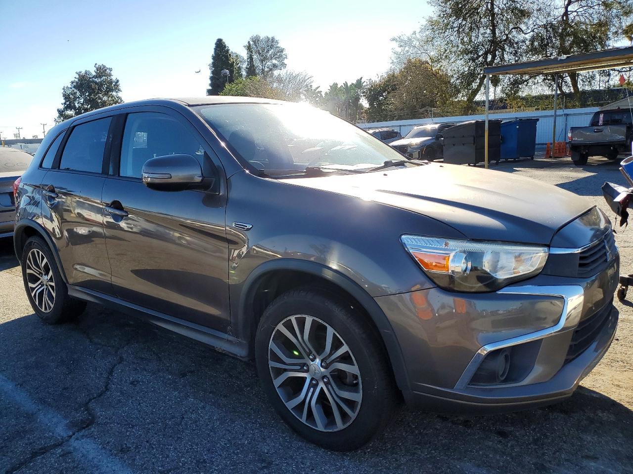 2017 Mitsubishi Outlander Sport Es - Фото 4