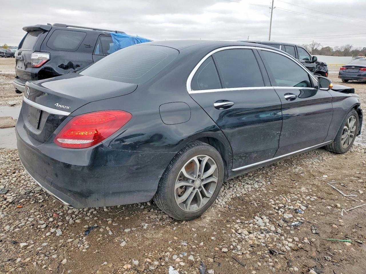 2015 Mercedes-Benz C 300 4Matic - Image 3