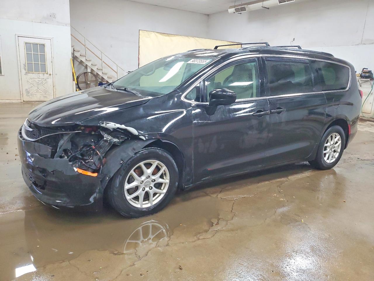 2020 Chrysler Voyager Lxi